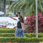 La progenitora de la fallecida realiza los trámites para retirar los restos de su hija. 
GERARDO MENOSCAL
Agencia (ag-expreso)