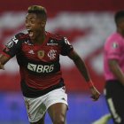 Bruno Henrique celebra uno de los tantos del 'Mengao'.