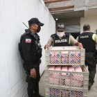 Los productos fueron halladas en gavetas que estaban almacenadas dentro de un contenedor.