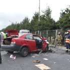 En este vehículo viajaban las tres personas que fallecieron.