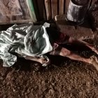 Darío César Delgado Burbano, de 33 años, falleció junto a la puerta de su casa.