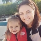 Emily y su traviesa hija, Carsyn.