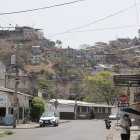 Para erradicar la venta de droga y delincuencia, la Policía realiza varios patrullajes por Durán.