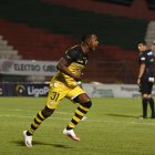 Barcelona vence 2-0 a Liga de Portoviejo.