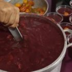 La preparación de la colada debe ser lenta para que se  concentre el sabor de la hierbas.