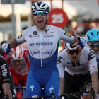 El irlandés Sam Bennett fue castigado, tras haber golpeado a un rival, en la etapa 9 de La Vuelta.