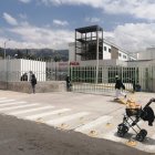 En el Hospital Docente estuvo internado durante dos días el adulto mayor, pero no resistió y murió.