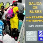 Afluencia moderada de turistas y viajeros en la Terminal Terrestre de Guayaquil.