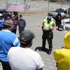 La mañana de ayer, los policías de la zona tuvieron un acercamiento con los moradores de Tambillo para hablar de la seguridad.