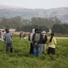 La familia de Rosario llegó al terreno donde se hallaron sus restos.