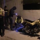 El fallecido fue trasladado al Centro Forense de Manta para la práctica de la autopsia.