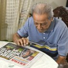 No hay un solo día en el que don César no compre nuestro diario. Su sección favorita... el lunes sexy.