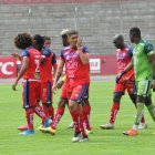 El Nacional no jugó ante el Guayaquil City al estar suspendido por deudas. Una sanción más y va directo a la Serie B.