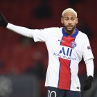 Neymar metió más leña al fuego sobre el futuro de su amigo Lionel Messi.