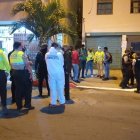 Agentes policiales, personal de Criminalística y de Muertes Violentas se desplegaron en la zona del ataque.