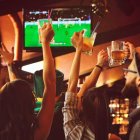 El funcionamiento de centros de diversión nocturna ha sido también golpeado por la pandemia en todas partes.