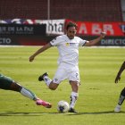 El planteamiento defensivo de La Capira no pudo ser descifrado por los albos que cedieron puntos en casa.