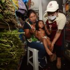 Remodelacion del espacio de venta de medicina ancestral del mercado San Francisco del Centro Historico y las nuevas medidas que han optado las hiervateras y curanderas por la pandemia.

Gustavo Guaman. Quito 14 de Diciembre de 2020 Agencia(ag-extra ag-expreso-ag-quito)