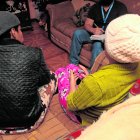 Los parientes del fallecido pondrán la denuncia en la Fiscalía para que la procesen por este hecho.