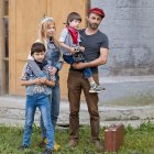 Su función dentro de la nueva familia no es sustituir sino apoyar.