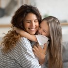 Los niños suelen ser más responsables, ya que ellos aprenden a colaborar con las cosas de casa.