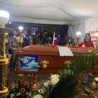 Estaba previsto que el sepelio se realice en Poaló, provincia de Cotopaxi.