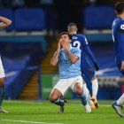 La Premier League había informado que 40 jugadores y miembros de los equipos técnicos había dado positivo para covid-19.