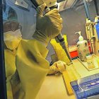 Referencial. Aún no se tienen los resultados del paciente sospechoso de tener la nueva variente de covid-19.