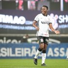 Juan Cazares fue una de las figuras del Corinthians, en el duelo ante Fluminense.