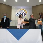 Rosalía Arteaga, parte de la comisión organizadora del debate.