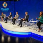 Los 16 candidatos fueron divididos en dos grupos de 8 personas para poder participar.