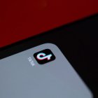 Niña muere realizando reto de TikTok.