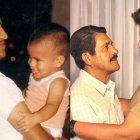 Efraín con su papá Toñito, quien falleció en 2019.