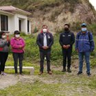 Autoridades y dirigentes de la zona reunidos para coordinar acciones en favor de los damnificados.