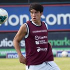 Fernando Gaibor seguirá jugando en Guayaquil