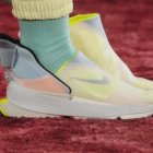 Las zapatillas de Nike pueden ponerse sin usar las manos.