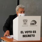 En la imagen, el presidente ecuatoriano, Lenín Moreno, quien también pidió a los candidatos que muestren "su vocación democrática y su máximo cuidado de la paz social".