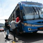 Los usuarios consideran que el servicio de transporte sigue igual.