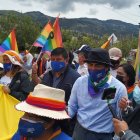 Una parte de los paquetes con actas con supuestas inconsistencias que entregó hoy, 20 de febrero de 2021, el movimiento Pachakutik al Consejo Nacional Electoral.