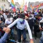El candidato YakuPérez llegó al parque  El Arbolito, en el centro - norte de Quito.