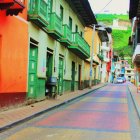 Las viviendas de los barrios lucen imagen renovada.