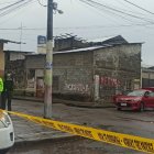 La policía investiga el móvil del asesinato.