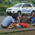 Los familiares del joven, de 18 años, recuperaron el cuerpo de la poza en la que falleció.