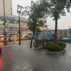 La 9 de Octubre está inundada.