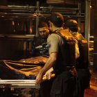 El fallecido supuestamente vivía por el sector. Sus familiares llegaron a constatar su deceso, pero no se pronunciaron sobre el hecho violento.