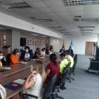 Miembros de la mesa buscan propuestas que ayuden a erradicar la violencia de género.