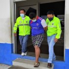 Según los agentes, el detenido ofertaba a una adolescente a través de páginas web.