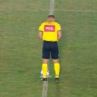 Dénis da Silva Ribeiro se orino en plena cancha.