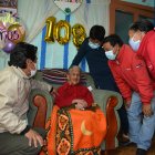 Es la mujer más feliz cuando está rodeada de sus hijos.