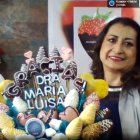 La emprendedora guayaquileña Gladys Serrano mostró su arreglos frutales, servicio que ofrece en Ecuador.